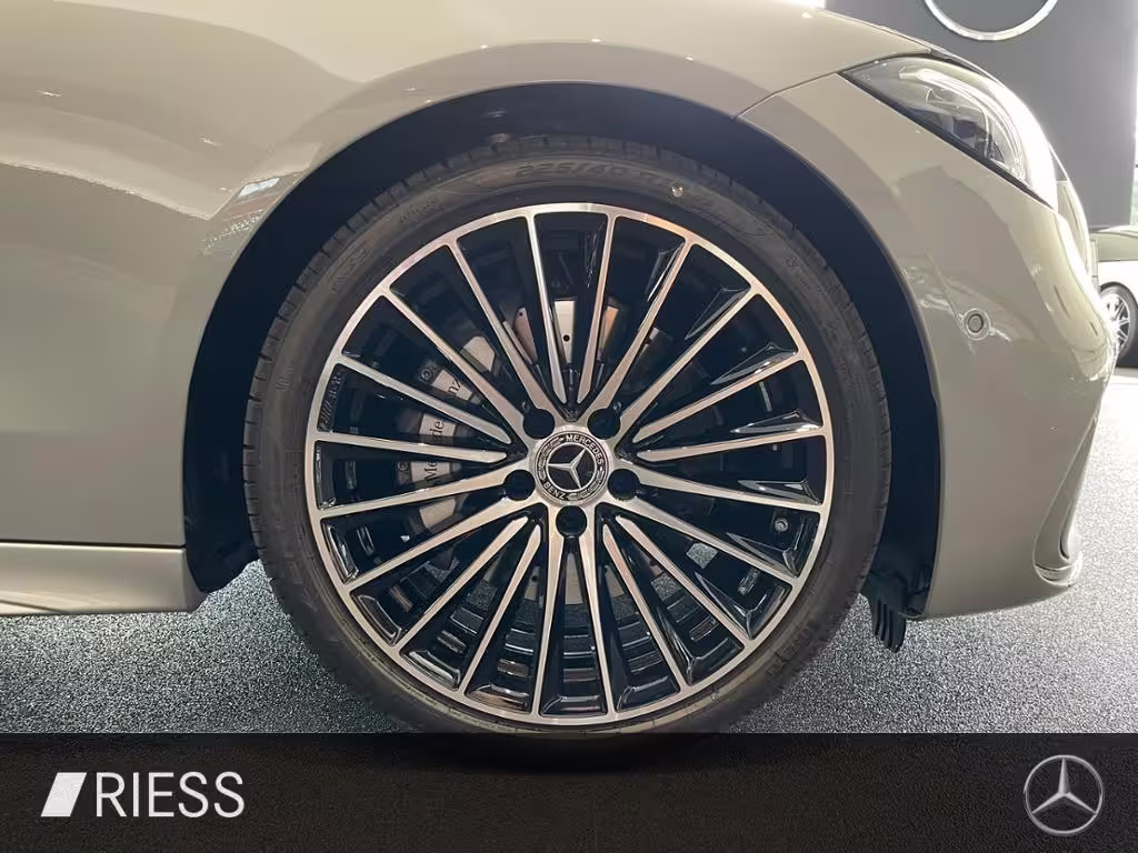 Mercedes-Benz C 220 d T 4M AMG+PANO+AHK+DISTR+KEYL+MEM+DIGI L+ C 220 - Bild 10
