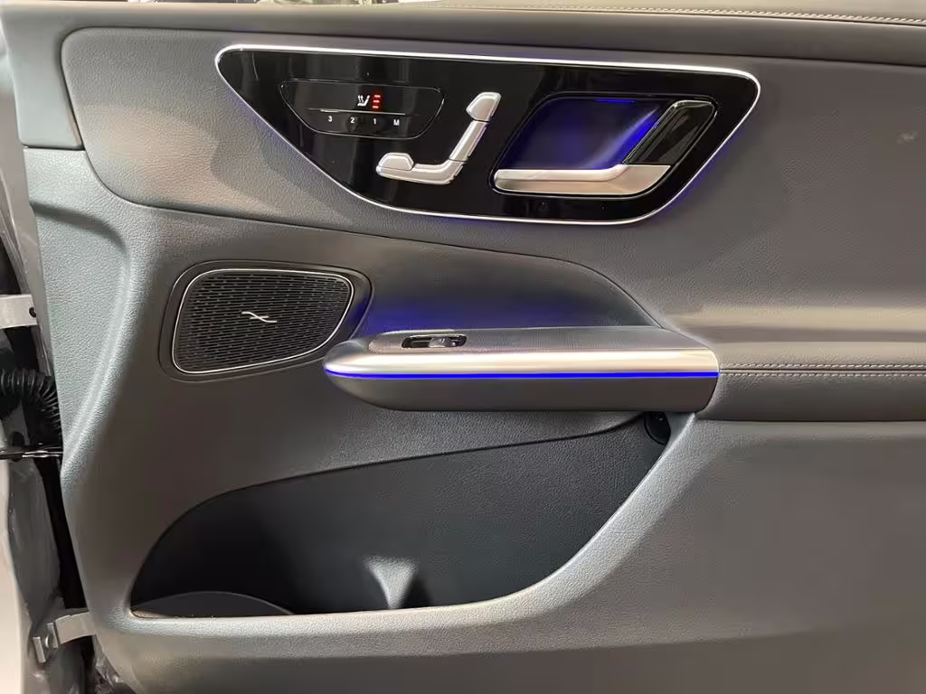 Mercedes-Benz GLC 200 4MATIC 360 AHK AUT Akustikglas DynLicht GLC 200 - Bild 12