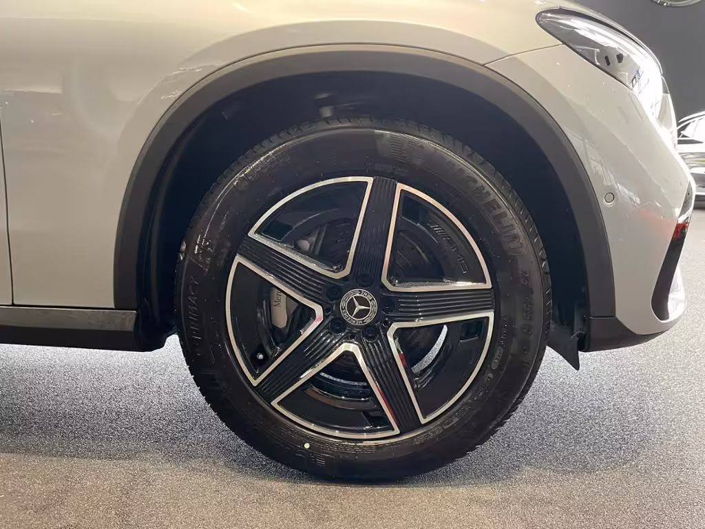 Mercedes-Benz GLC 200 4MATIC 360 AHK AUT Akustikglas DynLicht GLC 200 - Bild 9