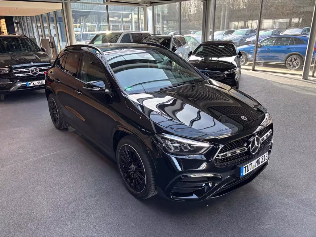 Mercedes-Benz GLA 200 d AHK AUT Kam. KlimaA LED LM PDC ParkAss