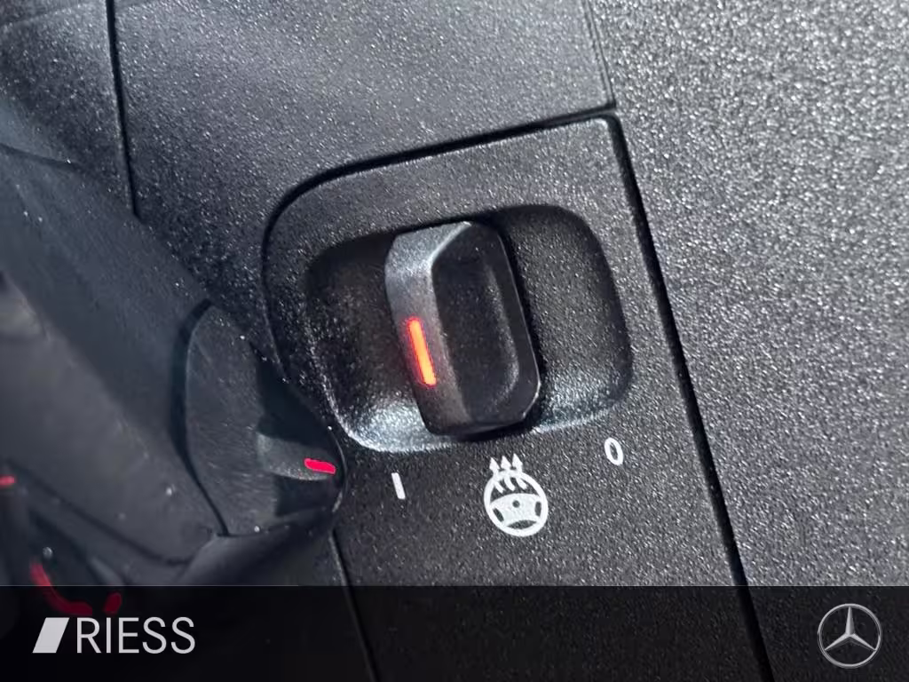 Mercedes-Benz GLA 200 d AHK AUT Kam. KlimaA LED LM PDC ParkAss GLA 200 - Bild 5