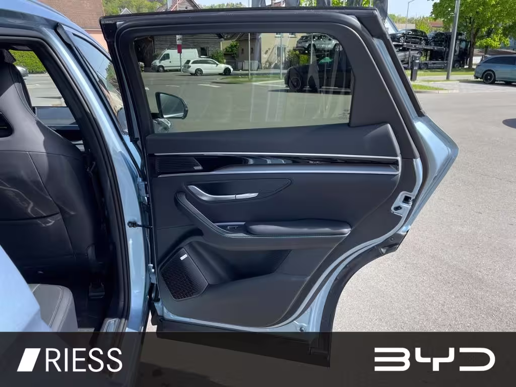 BYD SEAL U Design 2xKlima 360 AUT DynLicht HUD Kam. - Bild 10