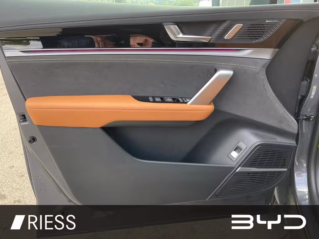 BYD TANG 2024 SONDERAKTION - Bild 3