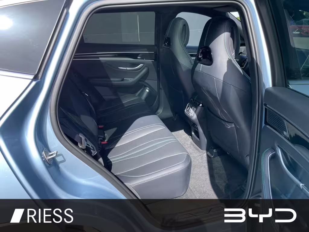 BYD SEAL U Design 2xKlima 360 AUT DynLicht HUD Kam. - Bild 11