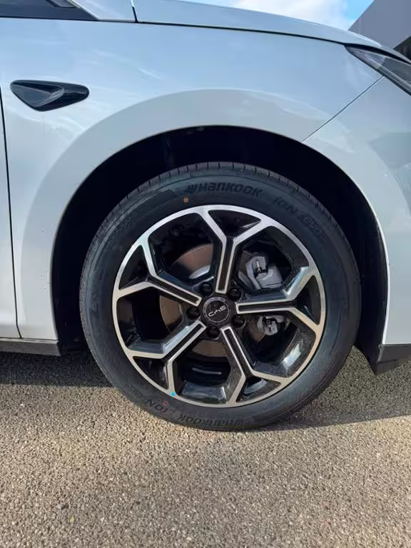 BYD Dolphin G DM-i Comfort 360 AUT Kam. KlimaA LM DOLPHIN - Bild 8
