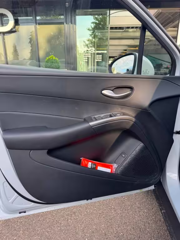 BYD Dolphin G DM-i Comfort 360 AUT Kam. KlimaA LM DOLPHIN - Bild 9
