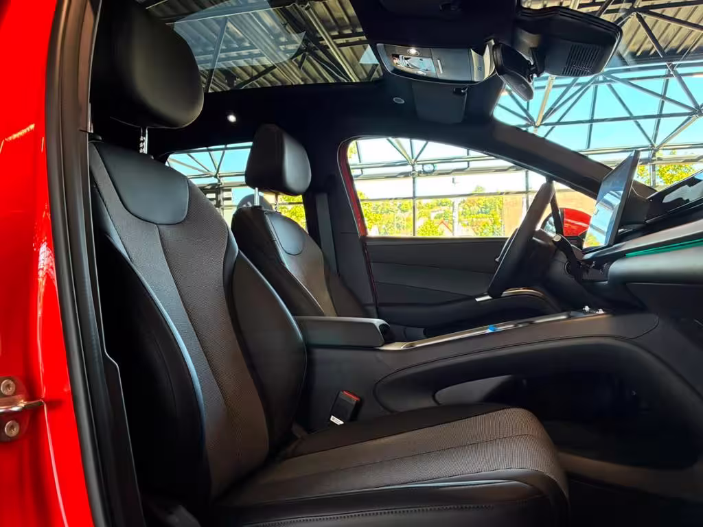 BYD Dolphin G DM-i Comfort 360 AUT Kam. KlimaA LM DOLPHIN - Bild 6