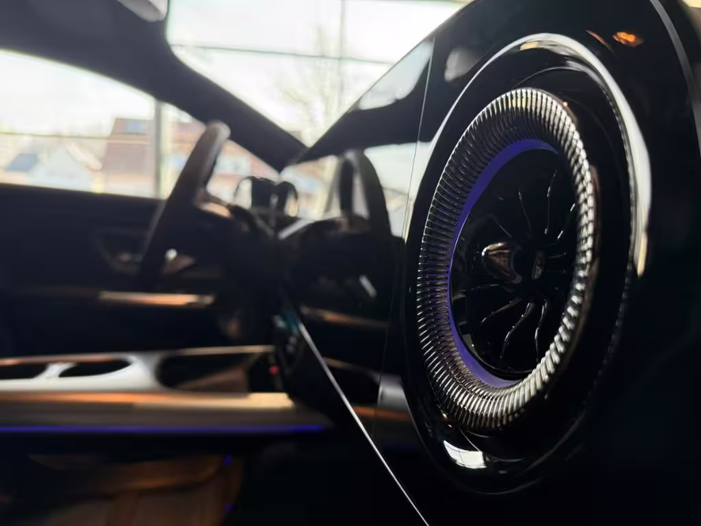 Mercedes-Benz CLA 220 4M AMG+SUPERSCREEN+HUD+MULTIBEAM+KEYL+ - Bild 11