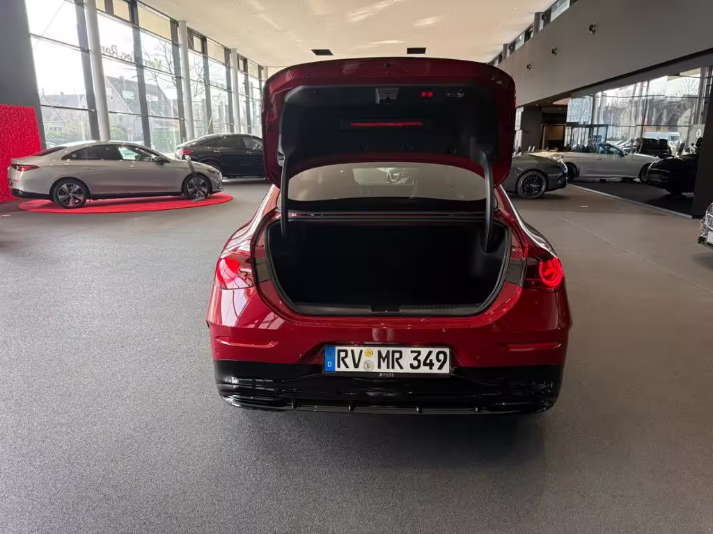 Mercedes-Benz CLA 220 4M AMG+SUPERSCREEN+HUD+MULTIBEAM+KEYL+ - Bild 18