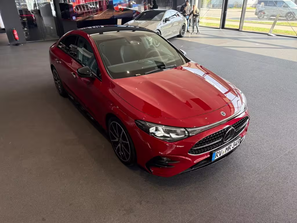 Mercedes-Benz CLA 220 4M AMG+SUPERSCREEN+HUD+MULTIBEAM+KEYL+ - Bild 8