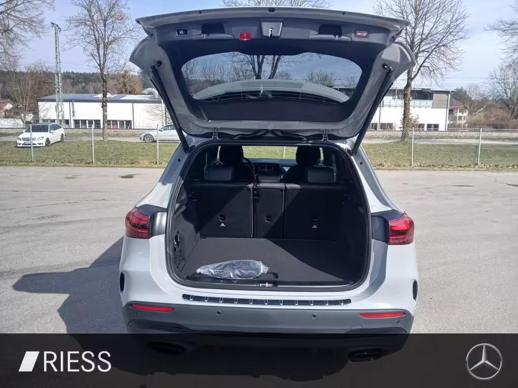 Mercedes-Benz GLA 200 AMG+AHK+MULTIBEAM+TOTWKL+KAMERA+SOUND+ GLA 200 - Bild 16