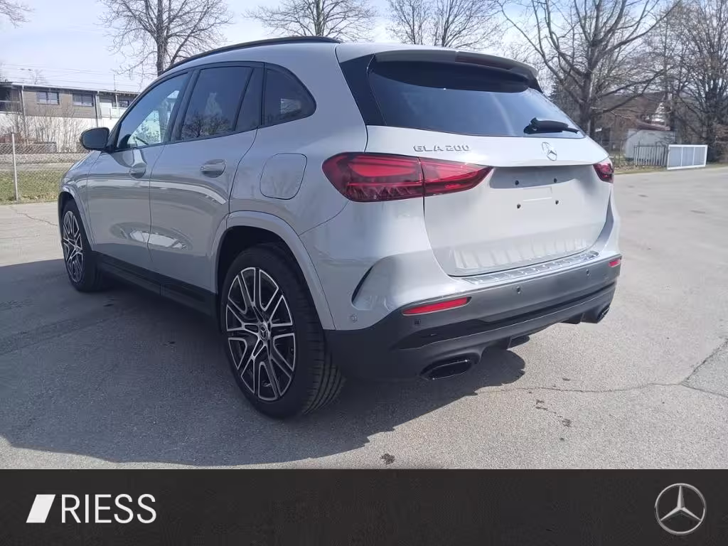 Mercedes-Benz GLA 200 AMG+AHK+MULTIBEAM+TOTWKL+KAMERA+SOUND+ GLA 200 - Bild 18