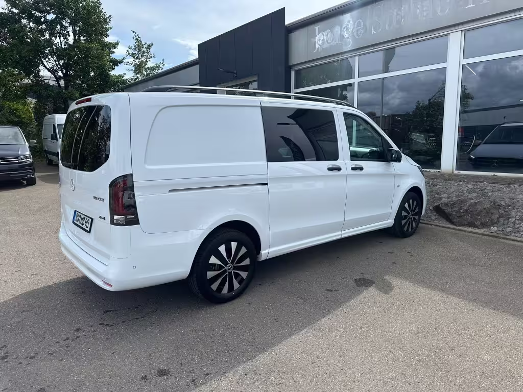 Mercedes-Benz Vito 119 CDI 4x4 Mixto Lang 360 ACC AHK AUT LM Vito - Bild 8