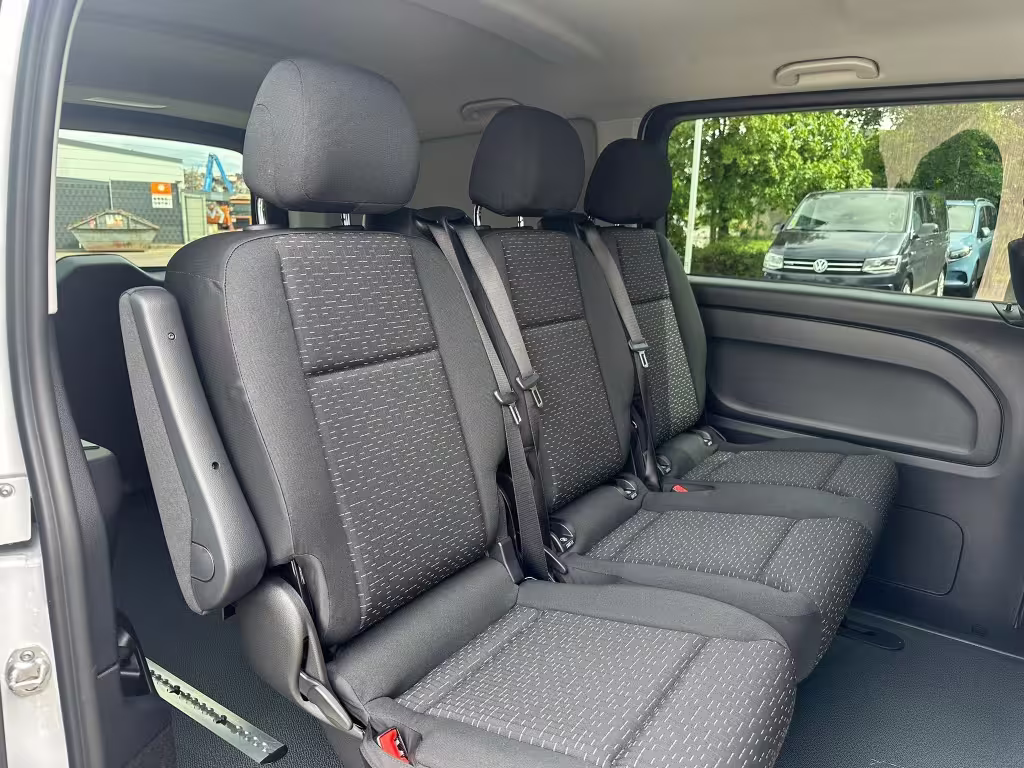 Mercedes-Benz Vito 119 CDI 4x4 Mixto Lang 360 ACC AHK AUT LM Vito - Bild 9