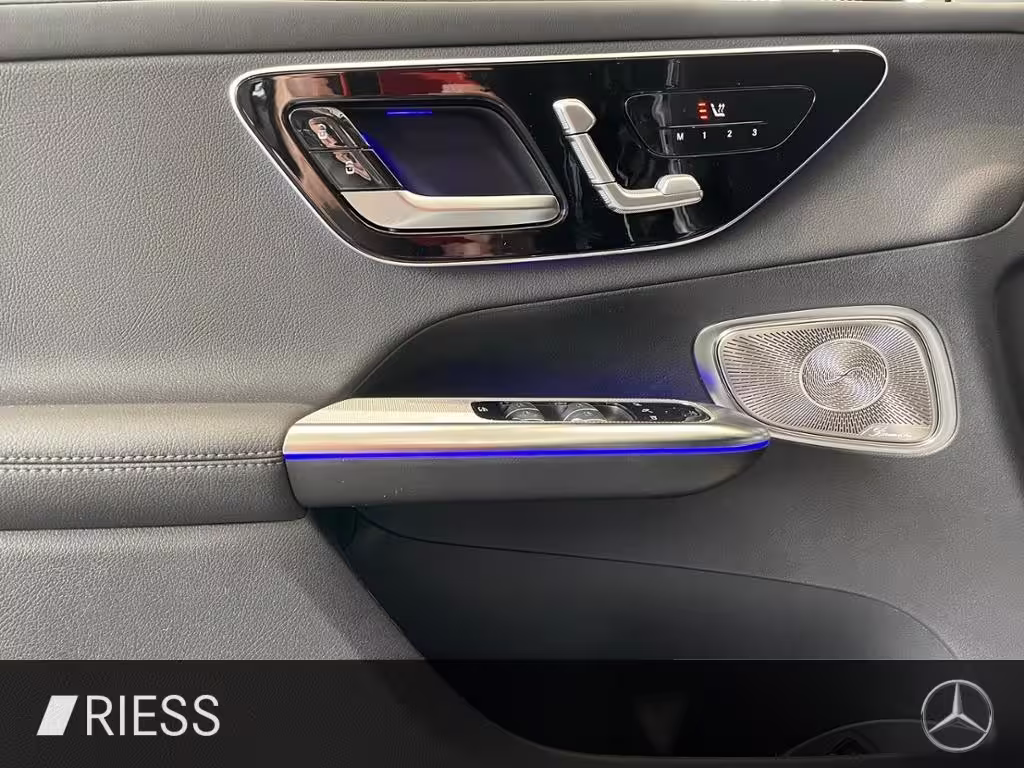 Mercedes-Benz GLC 300 d 4MATIC 360 ACC AHK AUT Akustikglas HUD GLC 300 - Bild 4