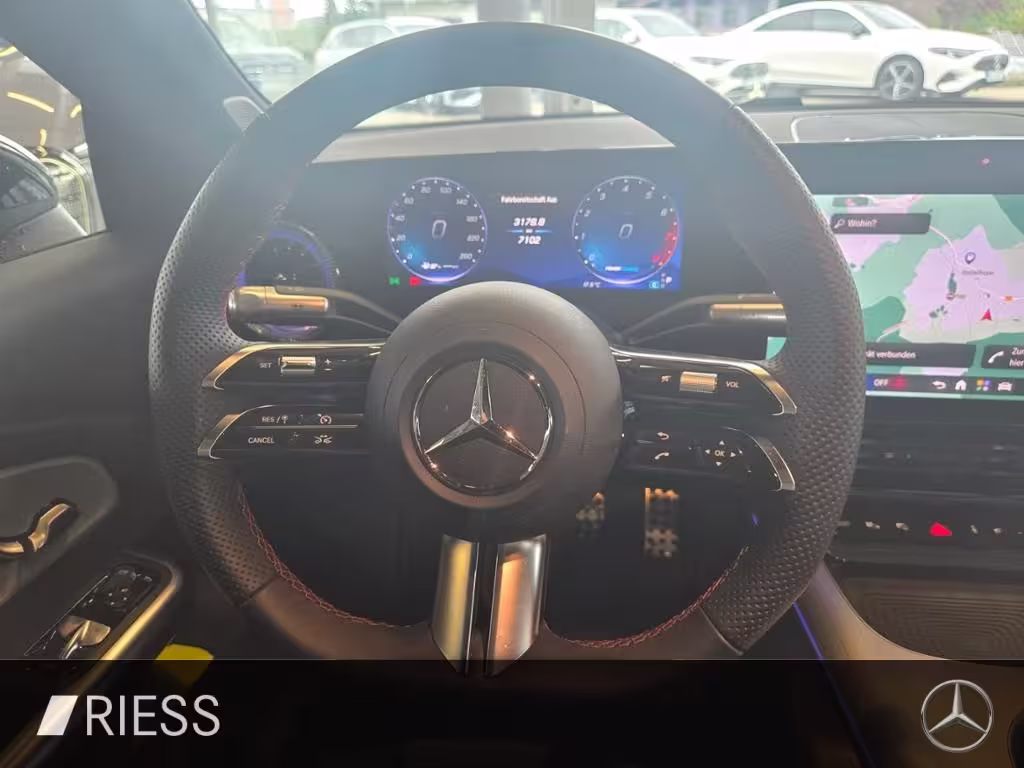 Mercedes-Benz CLA 200 4M AMG+AHK+PANO+MULTIB+MEMO+19+KEYLESS+ CLA 200 - Bild 13