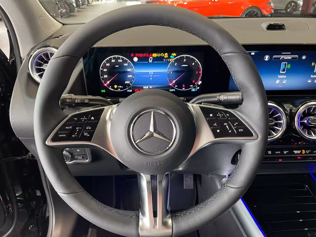 Mercedes-Benz GLA 200 d 4MATIC 360 ACC AHK AUT DynLicht Kam. GLA 200 - Bild 14