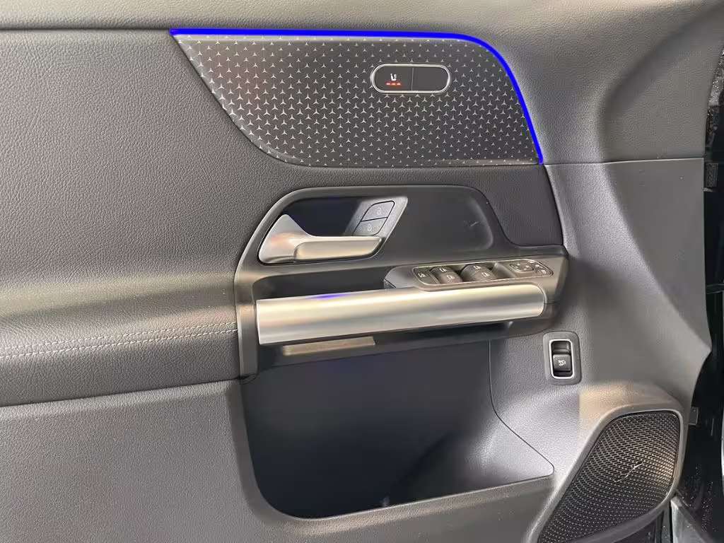 Mercedes-Benz GLA 200 d 4MATIC 360 ACC AHK AUT DynLicht Kam. GLA 200 - Bild 3