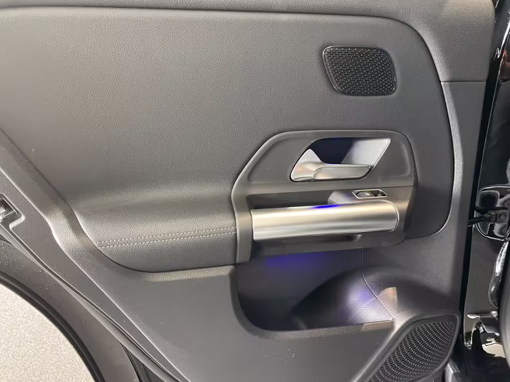 Mercedes-Benz GLA 200 d 4MATIC 360 ACC AHK AUT DynLicht Kam. GLA 200 - Bild 5