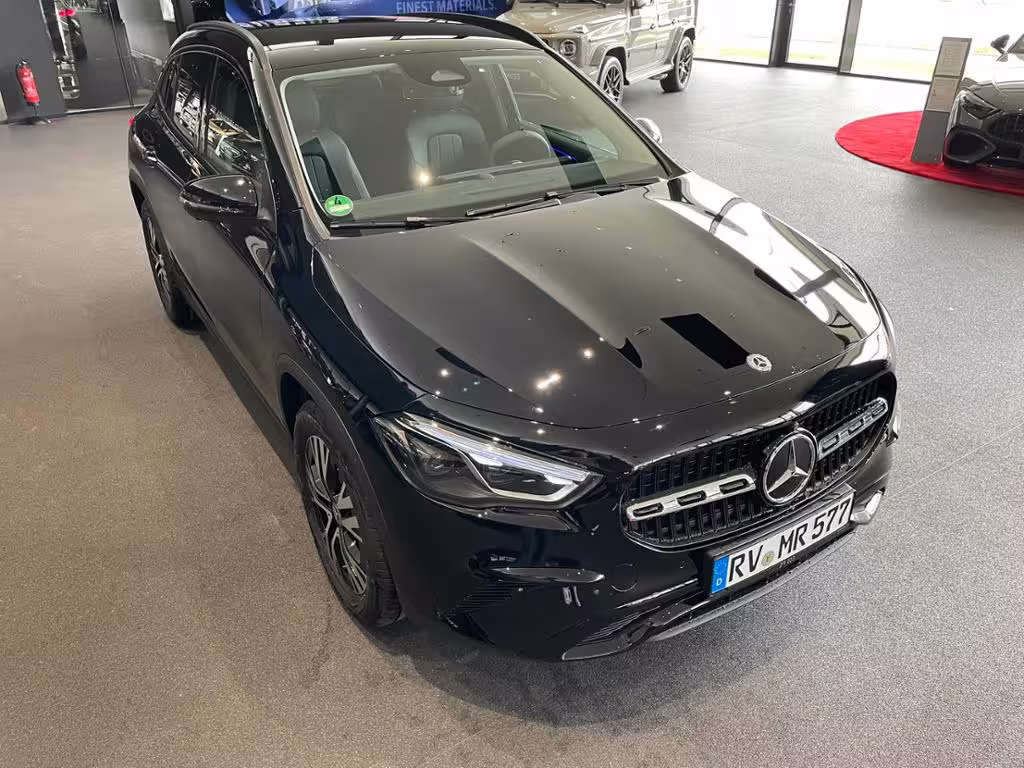 Mercedes-Benz GLA 200 d 4MATIC 360 ACC AHK AUT DynLicht Kam. GLA 200 - Bild 8