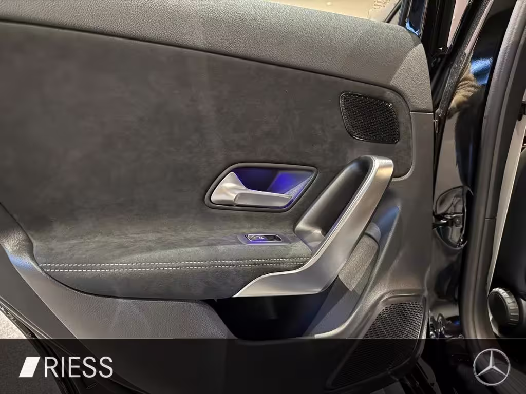 Mercedes-Benz A 180 AMG+DISTRONIC+AHK+MULTIBEAM+KEYL+TOTWKL+ - Bild 5