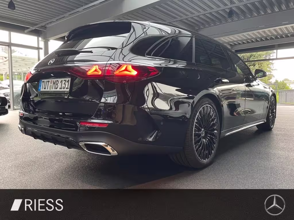 Mercedes-Benz E 300 de 4MATIC T-Modell mit EQ Hybrid Technologie E 300 - Bild 7