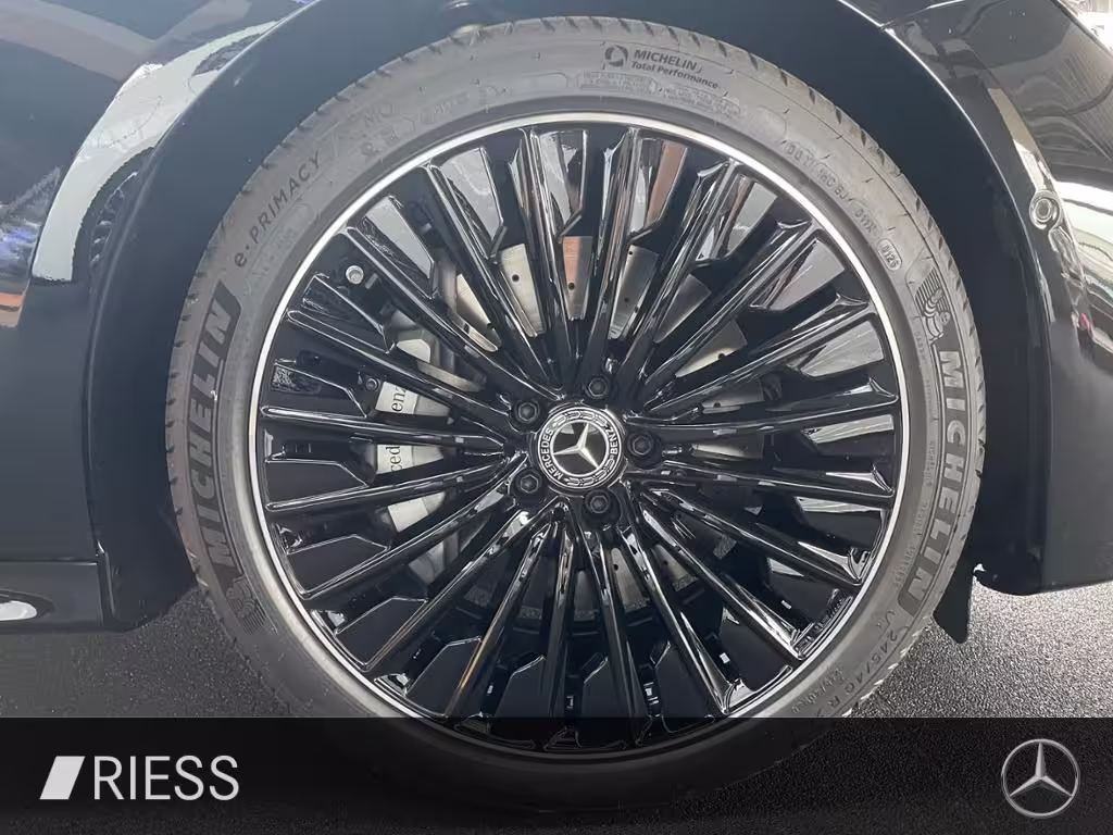 Mercedes-Benz E 300 de 4MATIC T-Modell mit EQ Hybrid Technologie E 300 - Bild 9