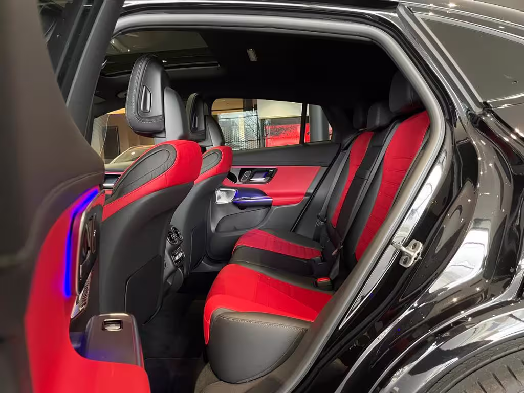 Mercedes-Benz GLC 300 Coupé AMG+PANO+HUD+AIRMATIC+HA LENK+KEYL - Bild 4