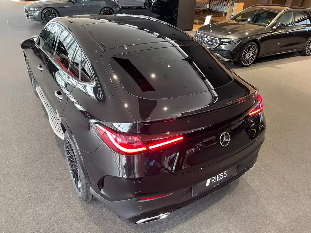 Mercedes-Benz GLC 300 Coupé AMG+PANO+HUD+AIRMATIC+HA LENK+KEYL - Bild 6