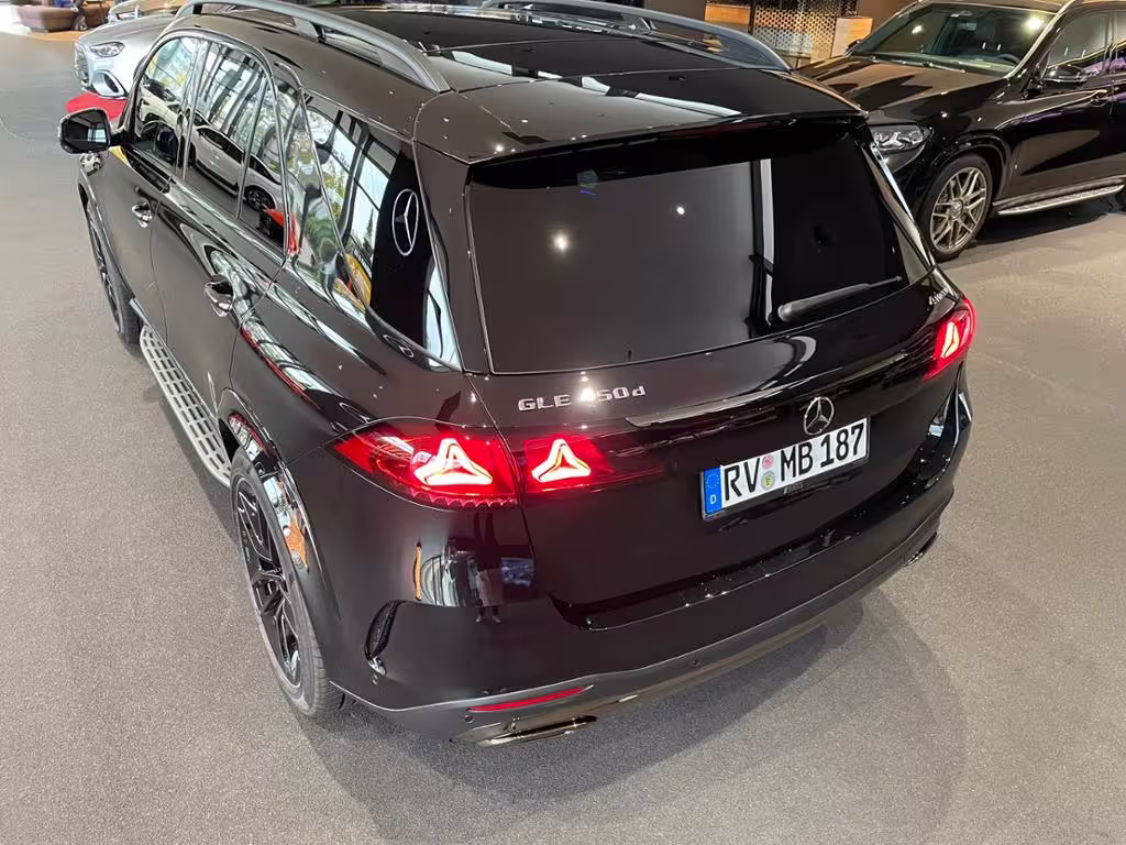 Mercedes-Benz GLE 450 d 4MATIC AUT Bel.Sitz LM Leder SoundSys GLE 450 AMG - Bild 7