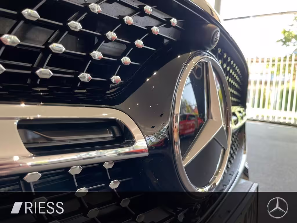 Mercedes-Benz GLA 200 AMG+PANO+AHK+DISTR+KEYL+MULTIBEAM+BURM+ GLA 200 - Bild 21