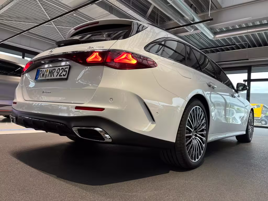 Mercedes-Benz E 450 d 4M T AMG+AHK+PANO+20+BURM4D+360°+DIGI-L E 450 - Bild 7