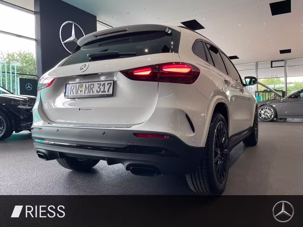 Mercedes-Benz GLA 200 AMG+PANO+AHK+TOWKL+MULTIBEAM+KEYL+360°+ GLA 200 - Bild 8