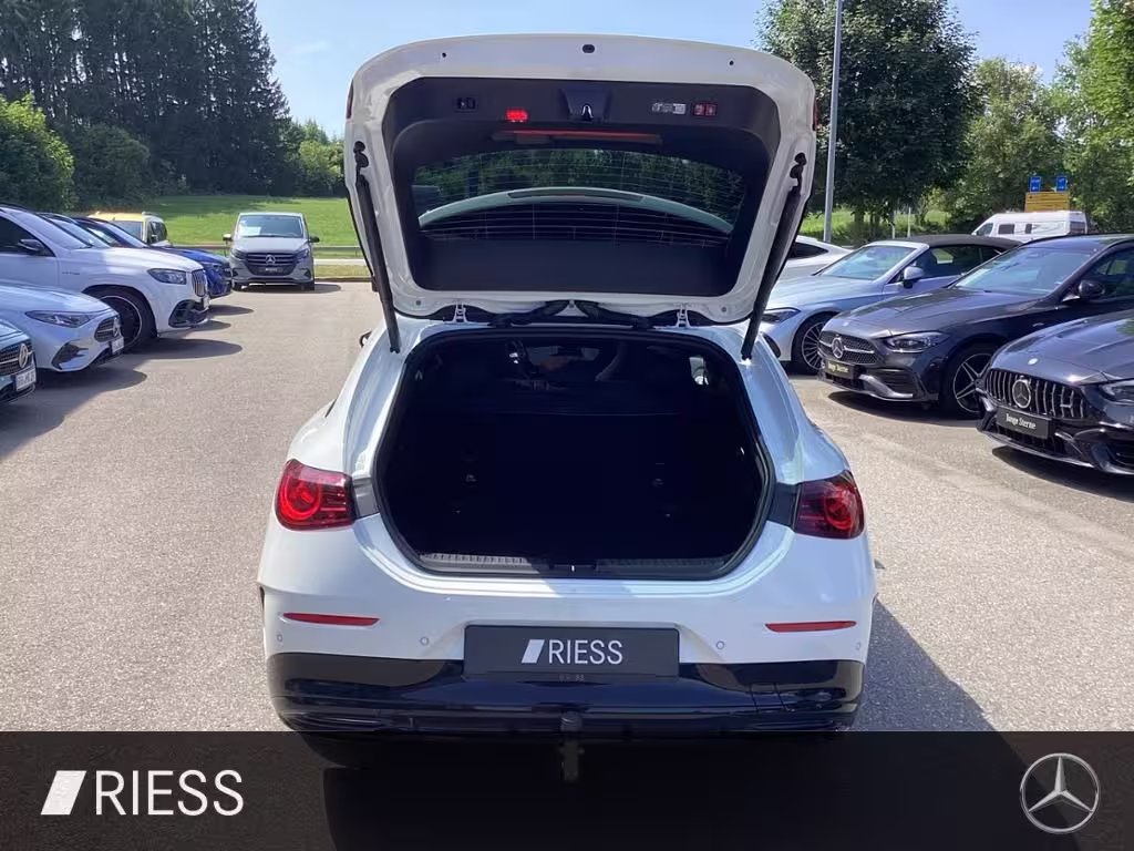 Mercedes-Benz CLA 200 4M SB NEU+X178+AMG+AHK+KEYL+SUPERSCR+360 CLA 200 Shooting Brake - Bild 16