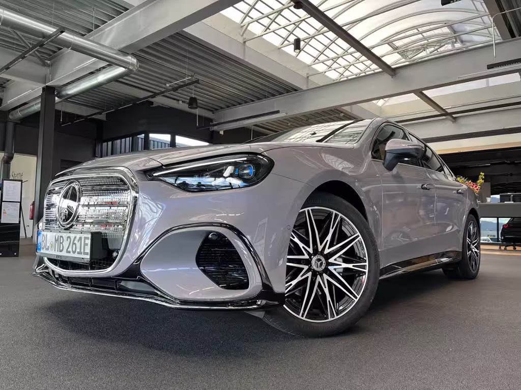 Mercedes-Benz C 400 4M AMG+AHK+AC-22kW+360°+BURMESTER-4D+20+ C 400 - Bild 2