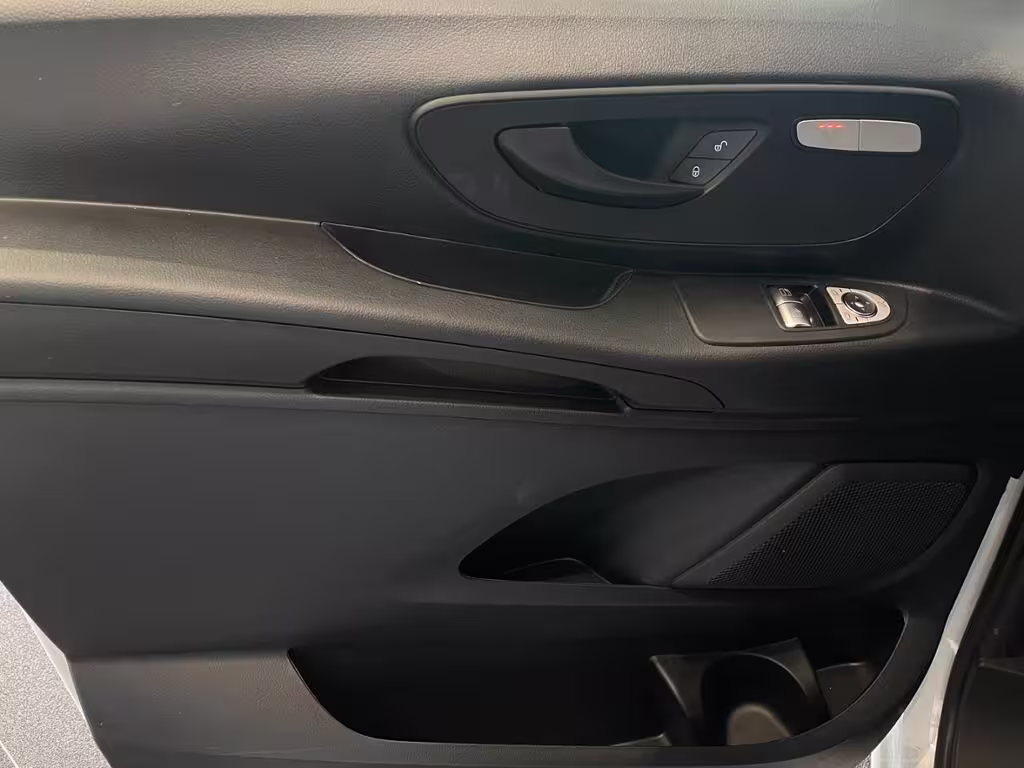 Mercedes-Benz Vito 116 CDI  KASTEN/LANG/360°KAM/AHK/HOLZFUßBOD Vito - Bild 10