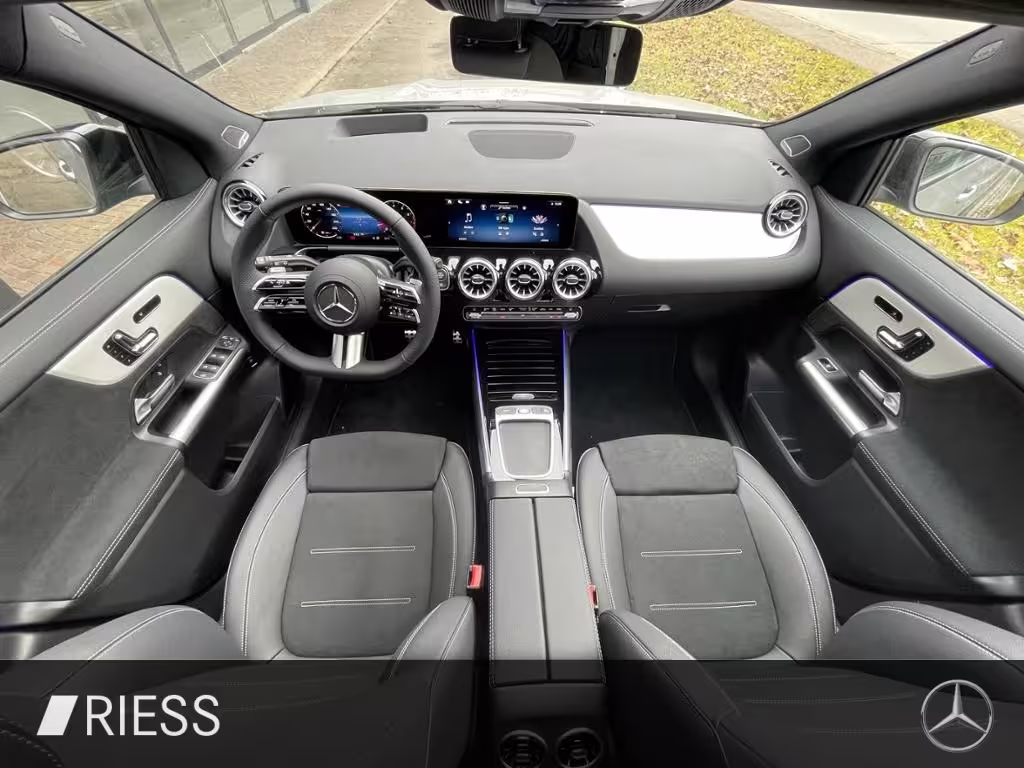 Mercedes-Benz GLA 250 4MATIC 360 ACC AHK AUT DynLicht HUD Kam. - Bild 10