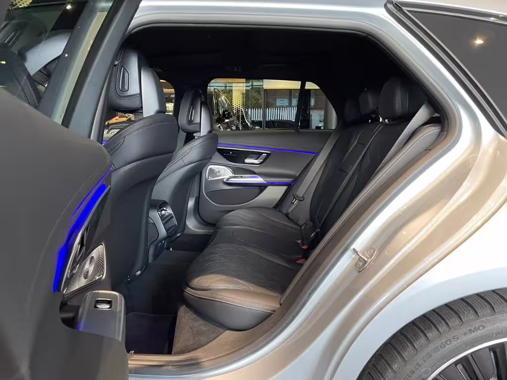 Mercedes-Benz E 450 d T 4M AMG+AIRMATIC+HUD+AHK+SUPERSCR+STDHZ E 450 - Bild 5