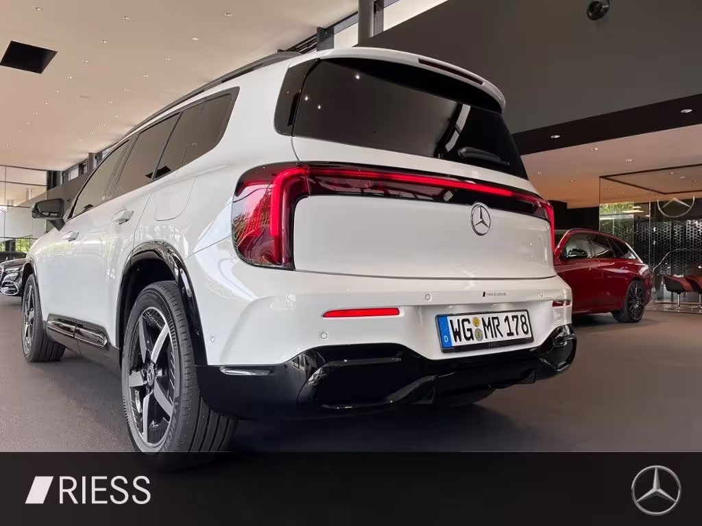 Mercedes-Benz GLB 180 NEU+X248+AMG+AHK+MULTIBEAM+KEYLESS+DISTR GLB 180 - Bild 18