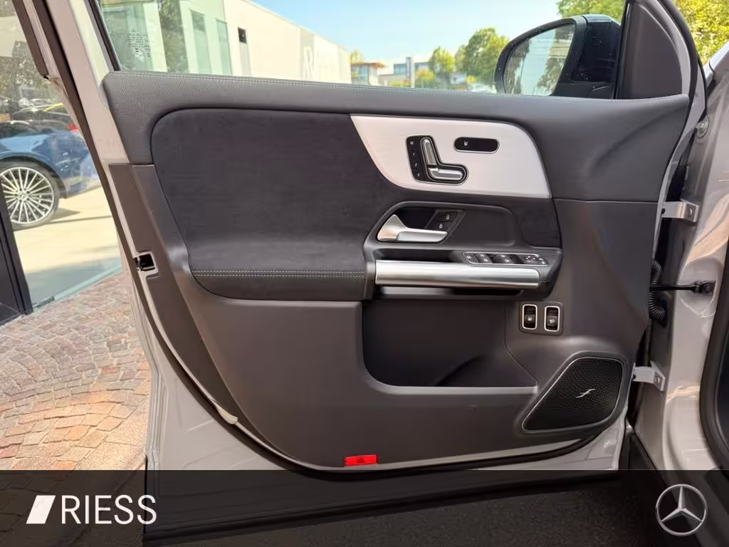 Mercedes-Benz GLA 250 e mit EQ Hybrid Technologie 360 ACC AHK GLA 250 - Bild 3