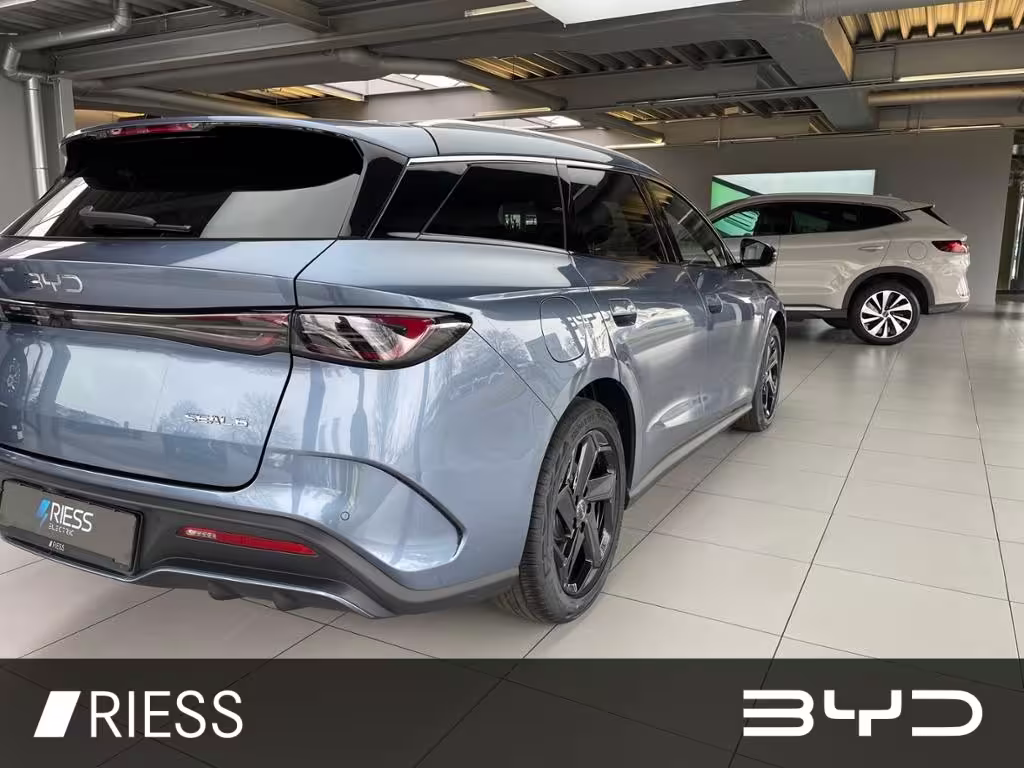 BYD SEAL 6 DM-i Touring Comfort  ACC+360KAM+Pano - Bild 6