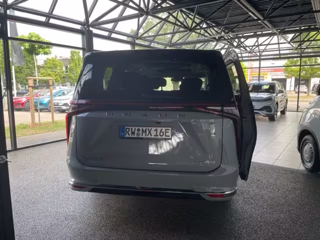 MAXUS MIFA 9/LUXURY/90kWh/PANO/ELEKT.TÜREN/AHK/NAVI/ - Bild 2